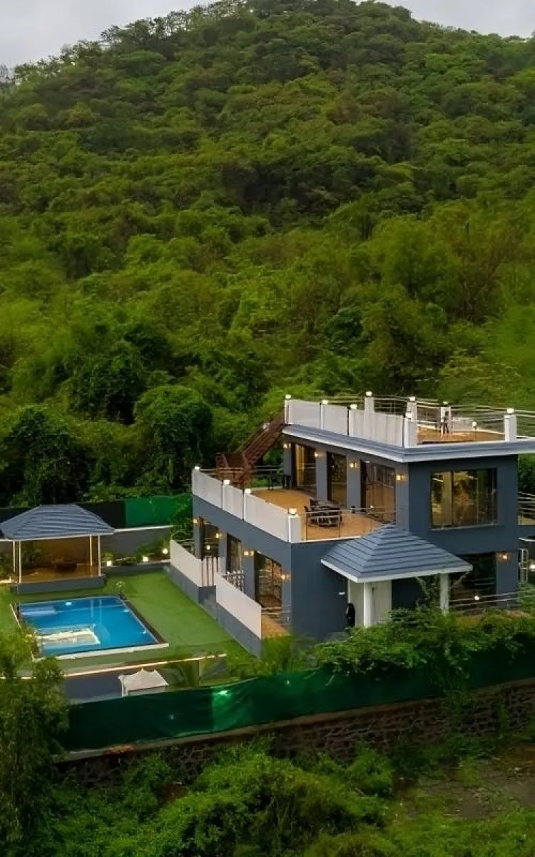 Garden lawn